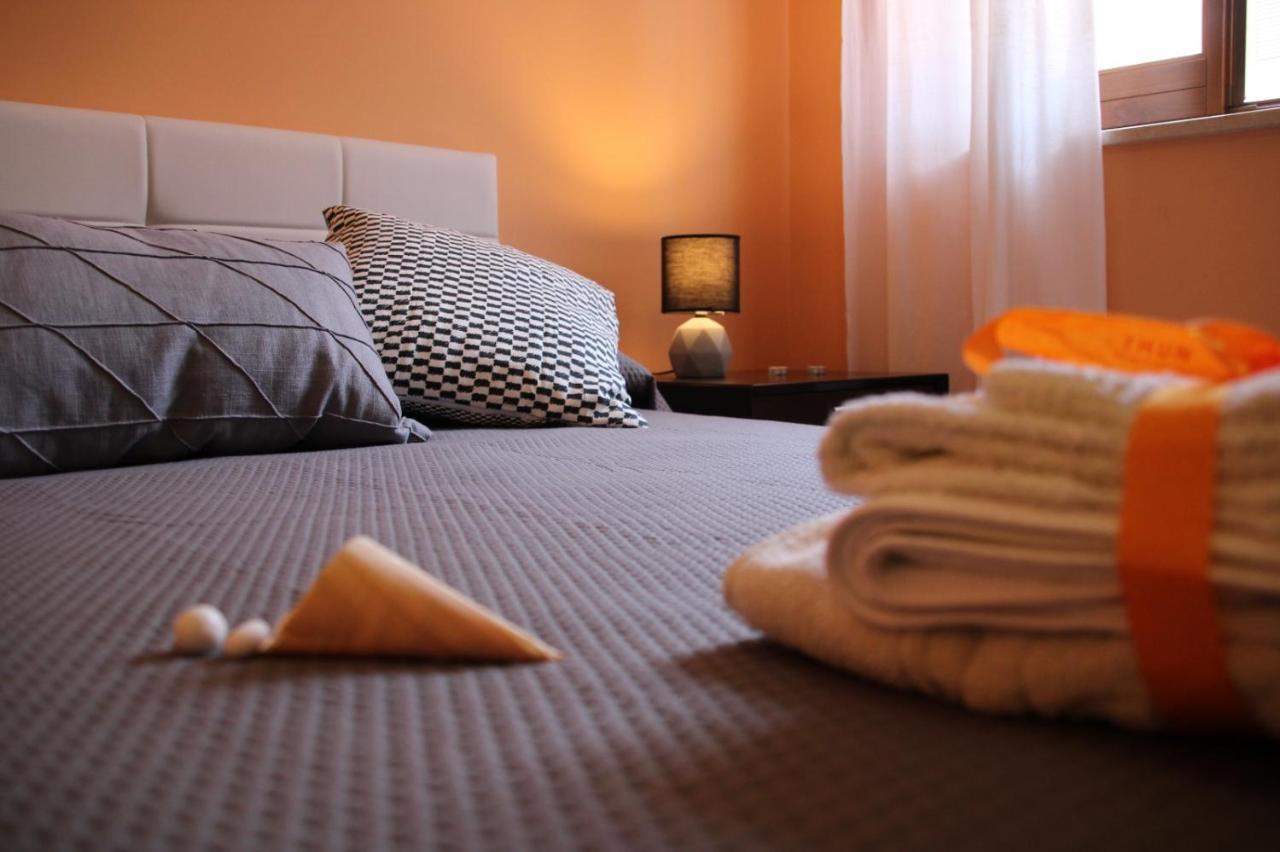 Poseidone Sea Apartment Taormina Mazzeo Bagian luar foto