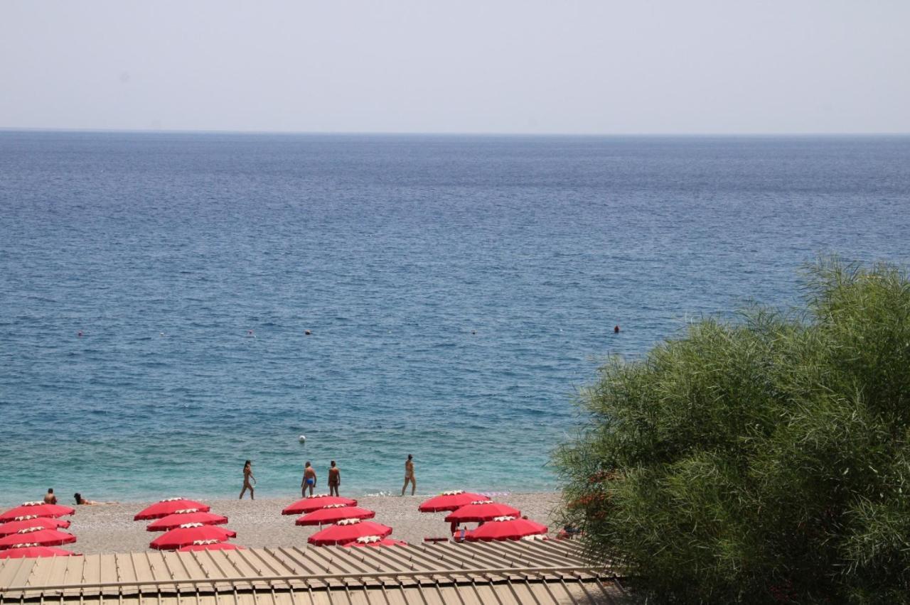 Poseidone Sea Apartment Taormina Mazzeo Bagian luar foto