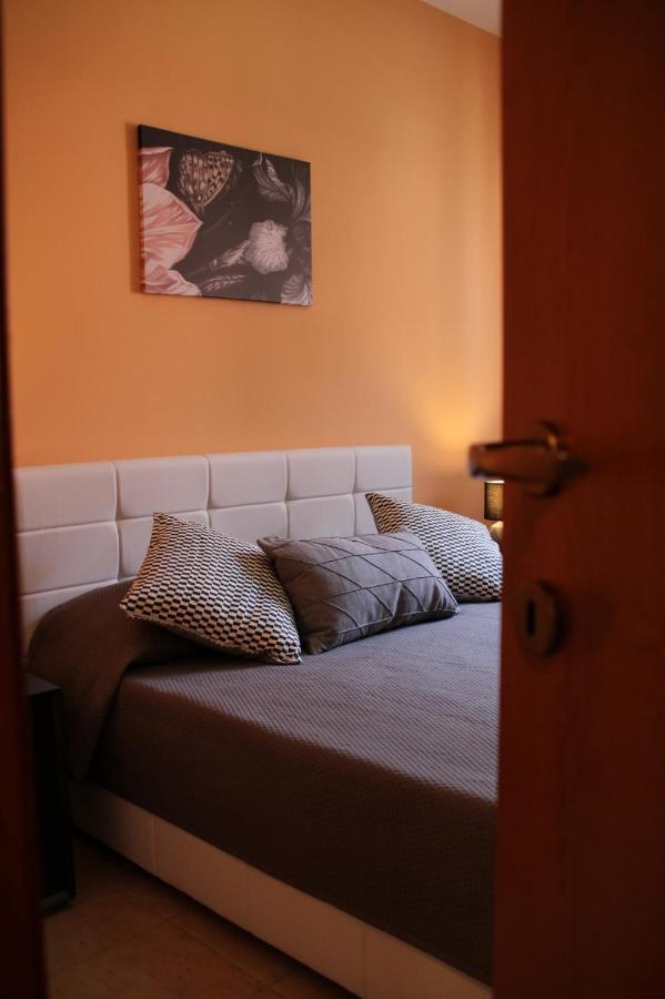 Poseidone Sea Apartment Taormina Mazzeo Bagian luar foto