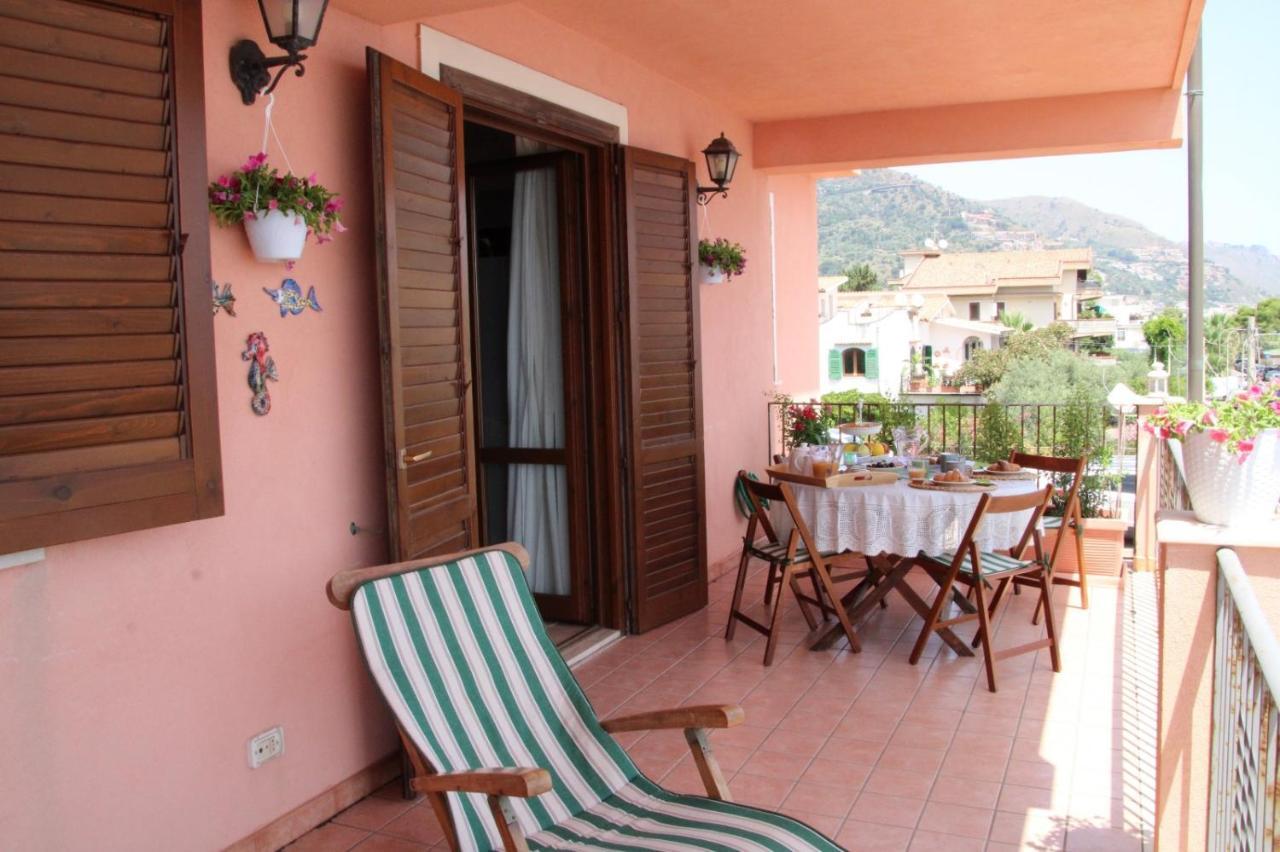 Poseidone Sea Apartment Taormina Mazzeo Bagian luar foto