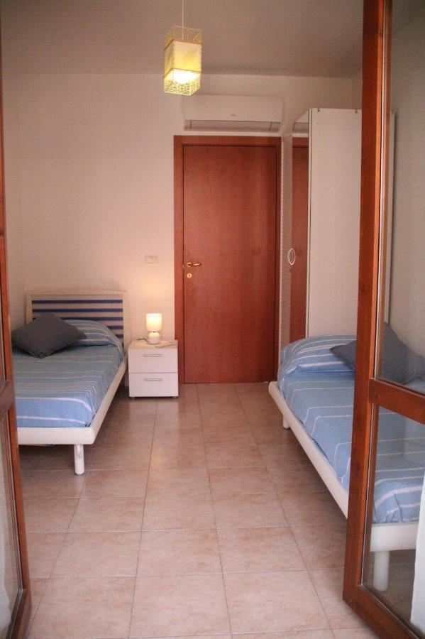 Poseidone Sea Apartment Taormina Mazzeo Bagian luar foto