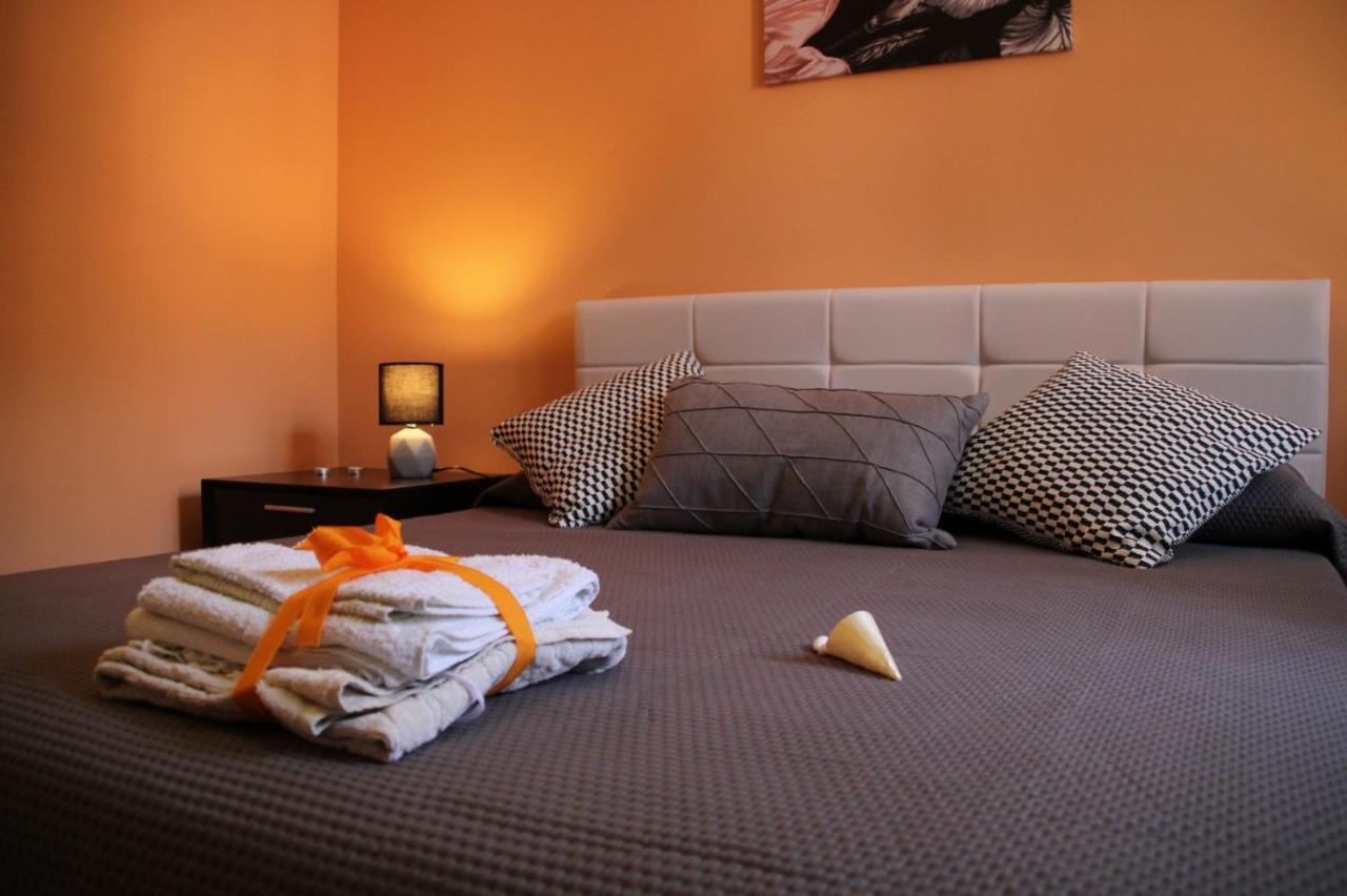 Poseidone Sea Apartment Taormina Mazzeo Bagian luar foto