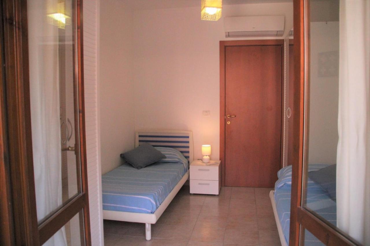 Poseidone Sea Apartment Taormina Mazzeo Bagian luar foto