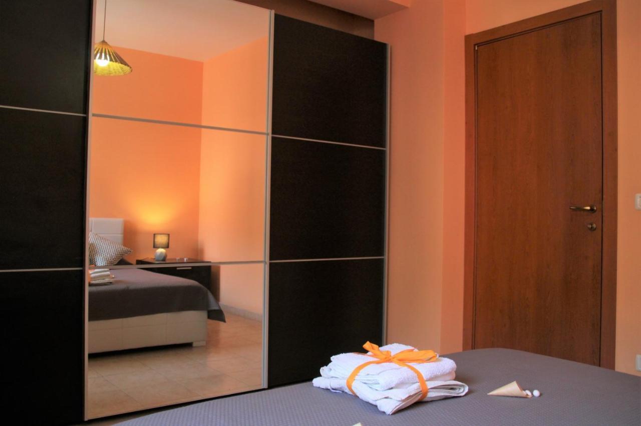 Poseidone Sea Apartment Taormina Mazzeo Bagian luar foto